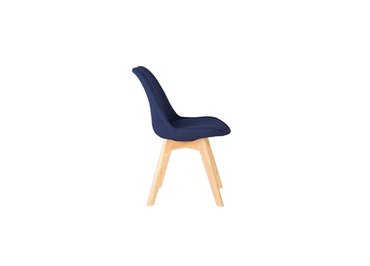Una silla de estilo minimalista